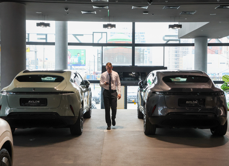 Изображение Эксперт Трушкова развеяла миф об опасном излучении в гибридных автомобилях