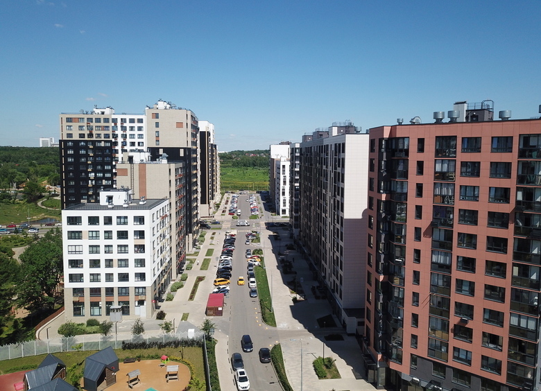 Изображение Ночной дрифтер на BMW 8-й серии лишил покоя жителей Москвы