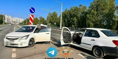 Пьяный водитель на Datsun врезался в машину с курсантом автошколы в Уфе