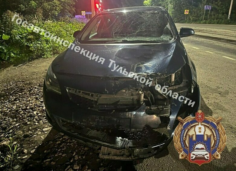 Изображение Водитель Opel протаранил трех подростков на питбайках в Туле