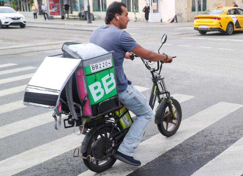 Изображение Водитель на Opel умышленно сбил курьера в Подмосковье