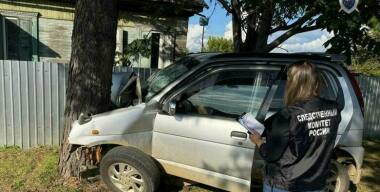 13-летняя девочка села за руль автомобиля и устроила смертельное ДТП в Приморье