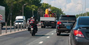 В Госдуме предложили открыть выделенные полосы для мотоциклистов