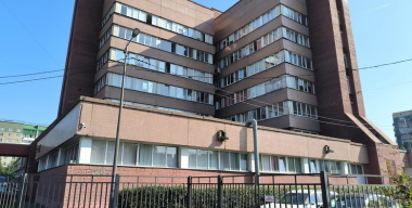 В Госдуме призвали запретить в Москве платные парковки около больниц и школ