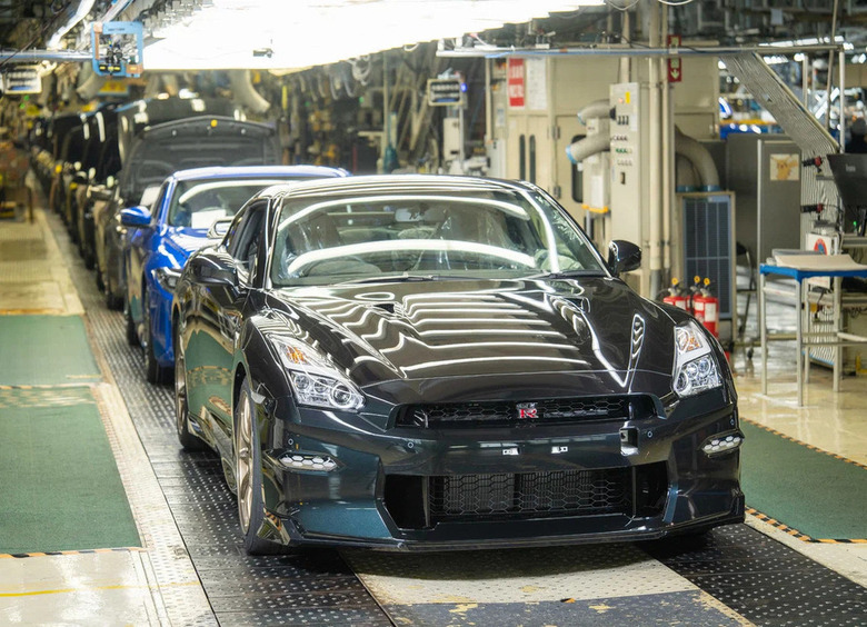 Последний культовый Nissan GT-R сошел с конвейера в Японии