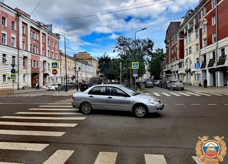 Изображение Ослепленный солнцем водитель сбил пожилую женщину в Твери