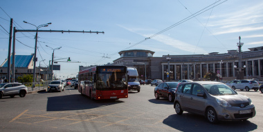 Агрессивный пассажир довел кондуктора до приступа в автобусе в Казани