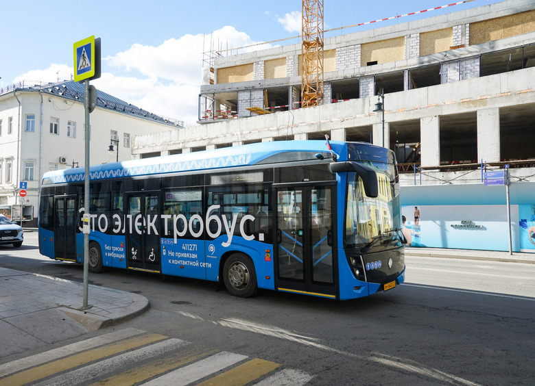 Изображение В Москве электробус насмерть сбил женщину на пешеходном переходе