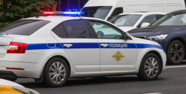 Сотрудника ГИБДД ударили в торговом центре, куда он приехал за тортом для детей