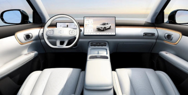 Changan показала салон нового электрокроссовера Nevo Q05