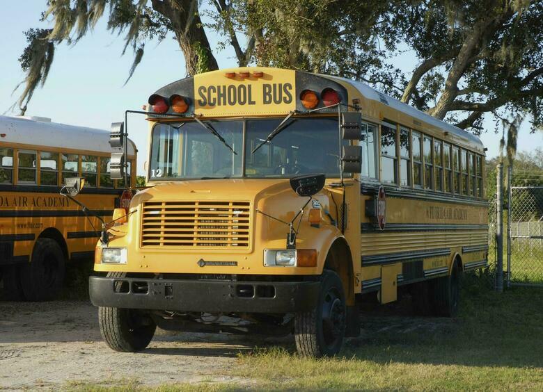 Изображение Водитель школьного автобуса устроил детям «адскую» поездку