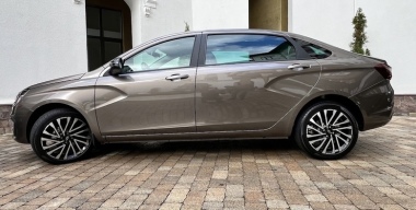 Слабая Aura: почему бизнес-седан LADA оказался никому не нужен