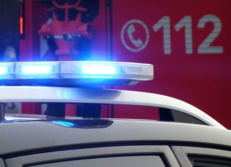 Изображение Хулиган с хоккейной клюшкой в руках устроил драку на дороге в Москве