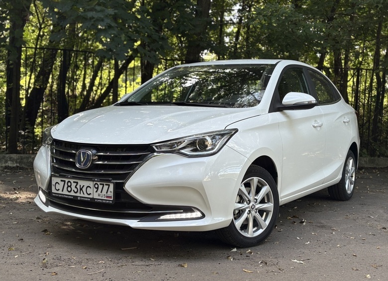 Изображение Уходящая натура: тест-драйв бюджетного седана Changan Alsvin
