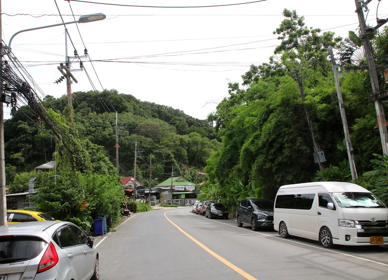 Изображение Пьяная автомобилистка устроила хаос, проехав 5 км по встречке, в Таиланде