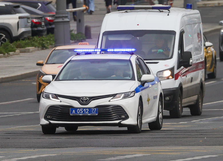 Изображение Автомобиль въехал в толпу пешеходов на северо-востоке Москвы