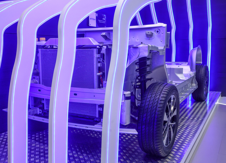 Изображение Скачки напряжения: электромобиль «Атом» запутался в цифрах грядущего неуспеха