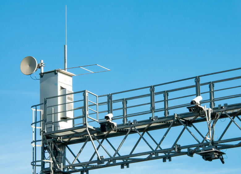 Изображение В Госдуме обозначили сроки запуска проверки ОСАГО дорожными камерами