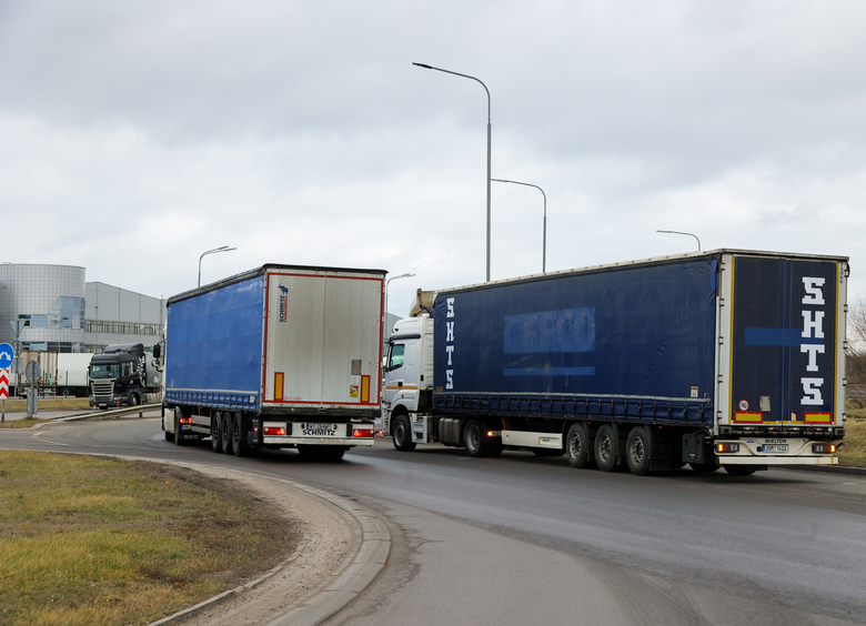 Изображение Системный кризис: у федеральных перевозчиков нет ни грузов, ни денег