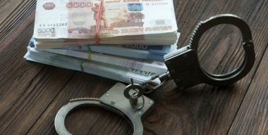 Экс-замначальника ГАИ Челябинска задержали за взятку в 100 тонн асфальта