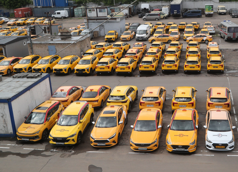 Изображение Путина просят перенести сроки исполнения закона о локализации авто для такси