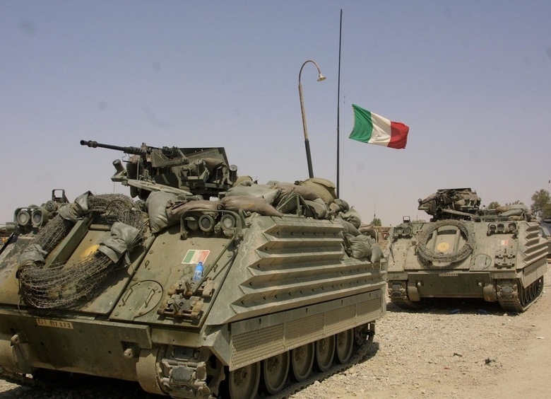 Изображение На списание: макаронники утилизирует свое бронестарье руками хохла