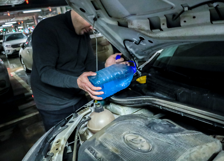 Изображение Россиянам назвали стоимость подготовки машины к зиме в 2025 году