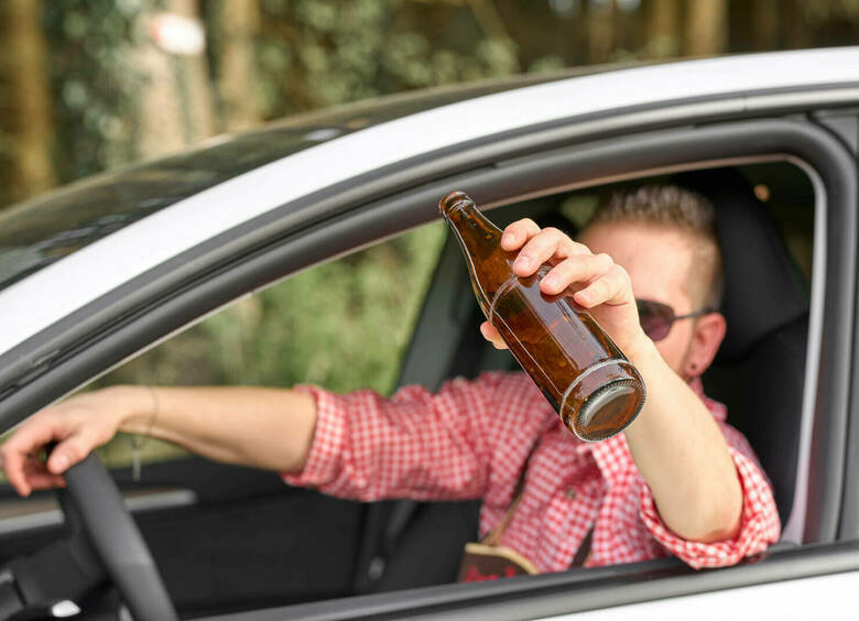 Изображение Пьяный мужчина поссорился с девушкой и в шестой раз угнал автомобиль