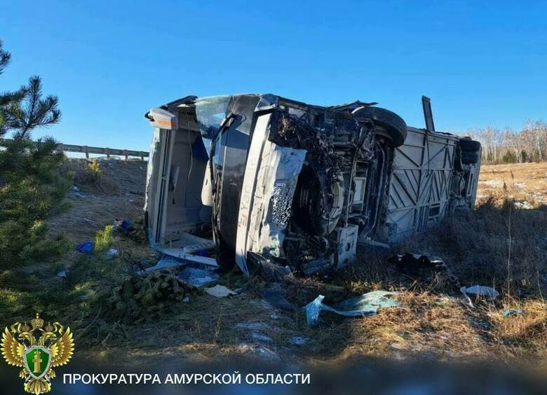 Изображение В ДТП с перевернувшимся автобусом вахтовиков в Приамурье пострадали 46 человек