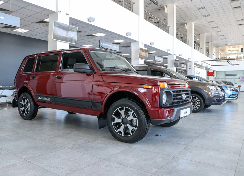 Изображение LADA Niva Legend с новым мотором, первый подключаемый гибрид Geely и ощутимые «зимние» расходы водителей: итоги недели
