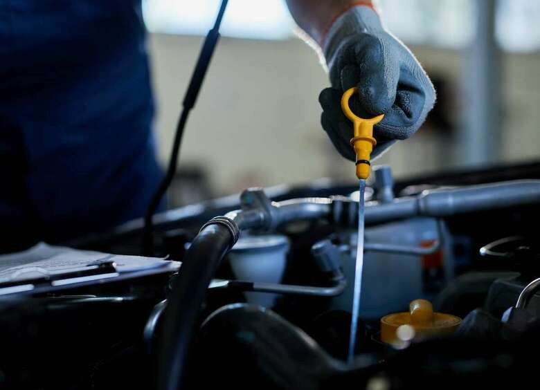 Изображение ЛУКОЙЛ маркирует смазочные материалы