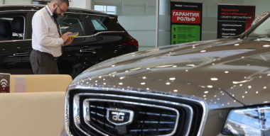 Российский рынок легковых автомобилей наконец-то вышел в плюс