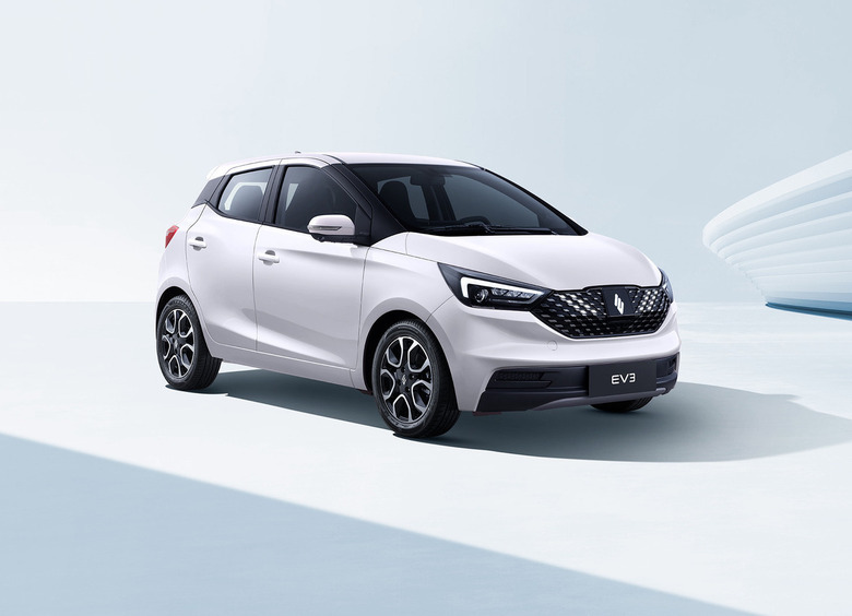 Изображение «Автотор» выводит на российский рынок недорогой электромобиль JMEV EV3