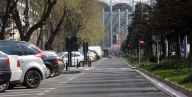 Румын под наркотиками попытался протаранить ворота посольства России