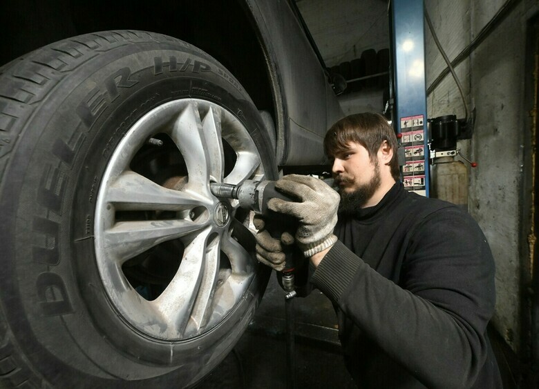 Изображение Эксперт Абрамейцев напомнил, когда по уму и по закону нужно менять шины на зимние