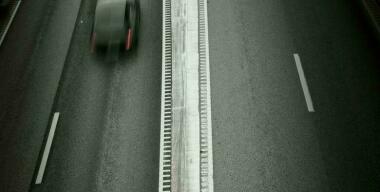 Лихач на Mercedes-Benz разогнался до 202 км/ч на трассе в Амурской области