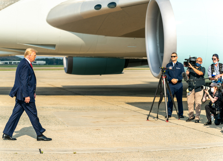 Изображение Трамп объявил себя спасителем американского автопрома