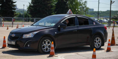 Цены на обучение в российских автошколах могут вырасти на 10%