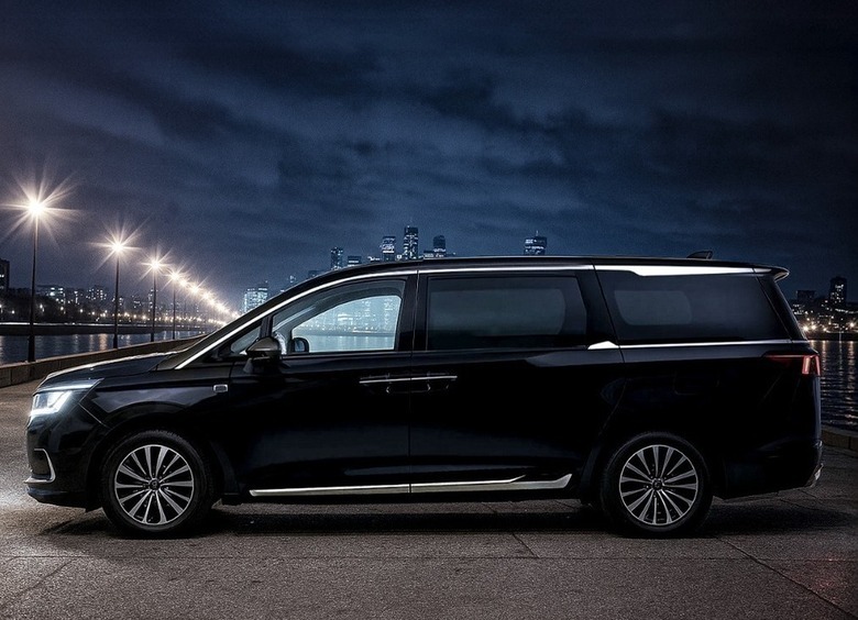 Изображение JAC выведет на рынок России первый минивэн RF8