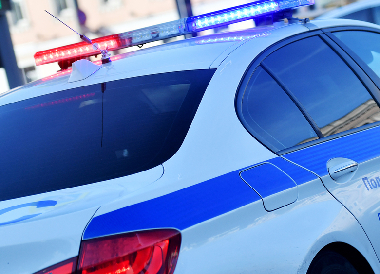 Изображение Внедорожник с трупом в салоне нашли в водоеме Ленинградской области