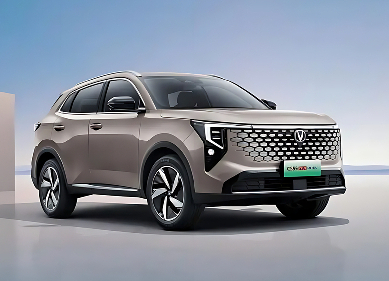 Изображение Премьера гибридного Changan CS55 Plus прошла в Китае