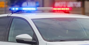 Девушка на иномарке сбила двух пешеходов на переходе в Крыму, один из них погиб