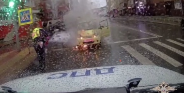 Фото: скриншот из видео телеграм-канала Госавтоинспекции Ханты-Мансийска
