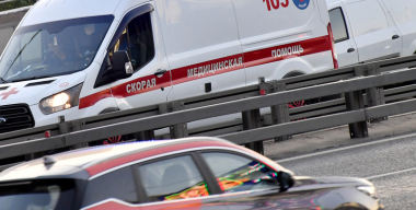 Водитель едва не разбился на авто каршеринга из-за запавшей педали газа