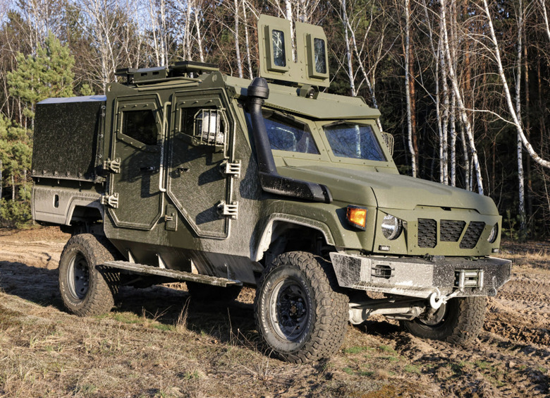 Изображение Конец «кукурузера»: даже легендарные пикапы на службе ВСУ долго не живут