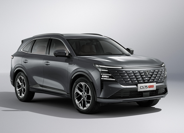 Изображение В России открыли предпродажи «четвертого» Changan CS75 Plus c полным приводом