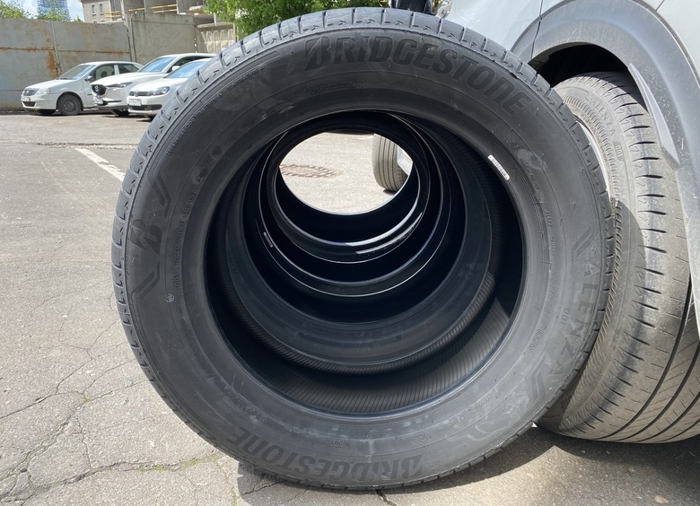 Изображение Последняя осень: когда летнюю резину нужно отнести на помойку, а не в гараж