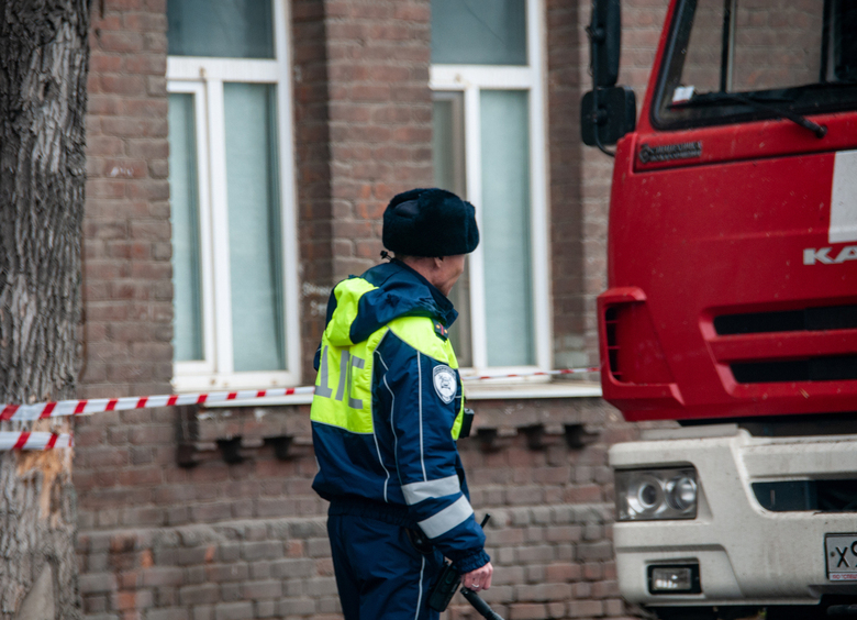 Изображение Неизвестный сжег дотла четыре автомобиля в Перми