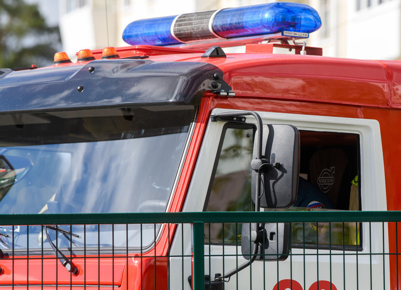 Изображение Подросток-мигрант по указке кураторов поджег машину ДПС в Санкт-Петербурге