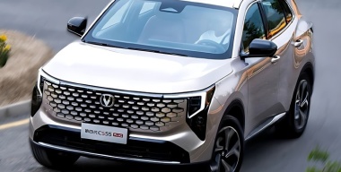 Новую версию кроссовера Changan Uni-S с полным приводом сертифицируют в России